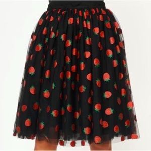 Unique Vintage 1950s style fluffy Glitter Strawberry skirt M